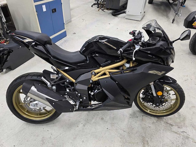 Trmotor - tr 125-2 - gp - motorcycle - afbeelding 1 van  7