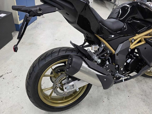 Trmotor - tr 125-2 - gp - motorfiets - afbeelding 2 van  9