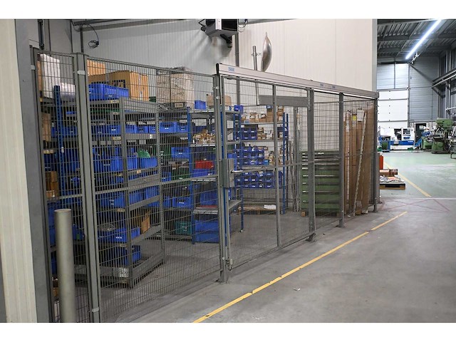 Troax magazijn beveiligingshekwerk met schuifpoort - afbeelding 1 van  4