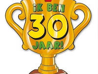 Trofee met lint en tekst ik ben 30 jaar 150 x - afbeelding 1 van  3