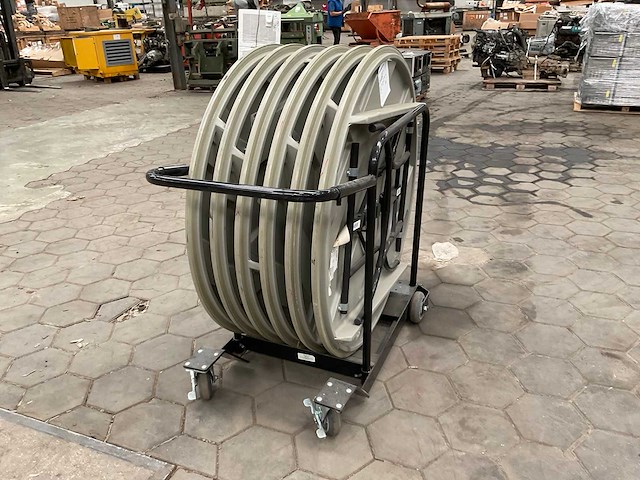 Trolley met 6 tafels - afbeelding 4 van  4