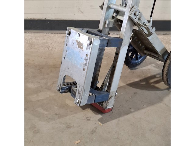 Trolley voor breekhamer 18kg makinex, easy hammer trolley, bouwjaar 2017 - afbeelding 2 van  9