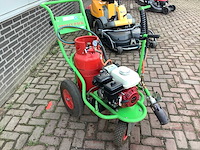 Trolly pack onkruidbrander