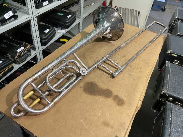 Trombone - afbeelding 3 van  3