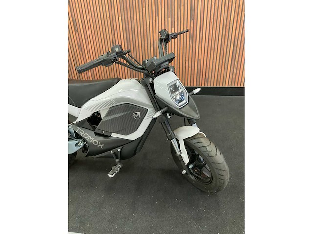 Tromox mino e-scooter - afbeelding 14 van  22
