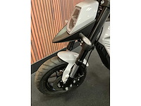 Tromox mino e-scooter - afbeelding 18 van  22