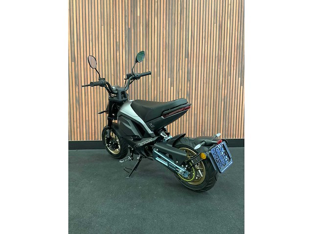 Tromox mino e-scooter - afbeelding 8 van  27