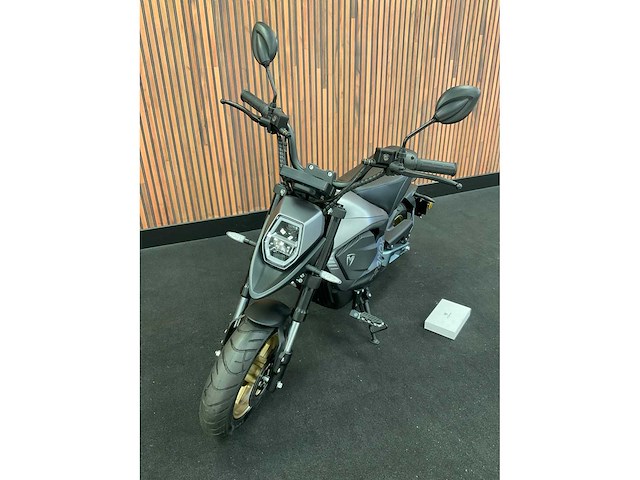 Tromox mino e-scooter - afbeelding 23 van  27