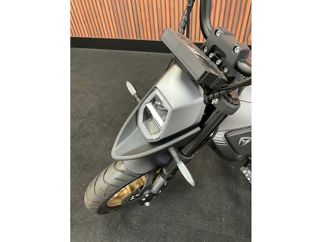 Tromox mino e-scooter - afbeelding 25 van  27