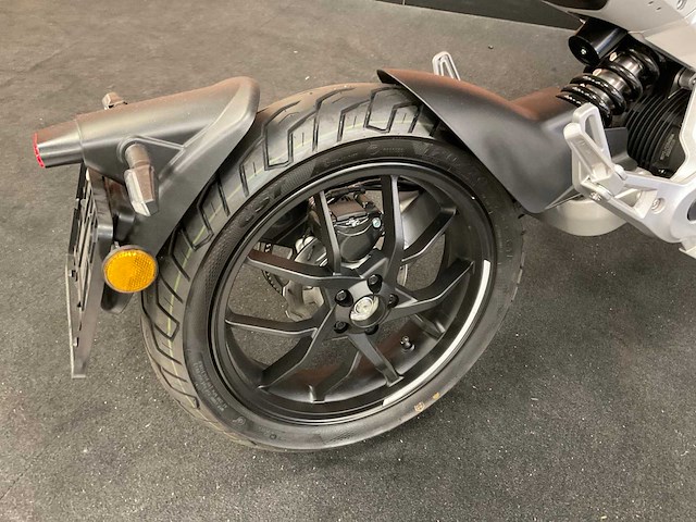 Tromox ukko s elektrische motor - afbeelding 24 van  41