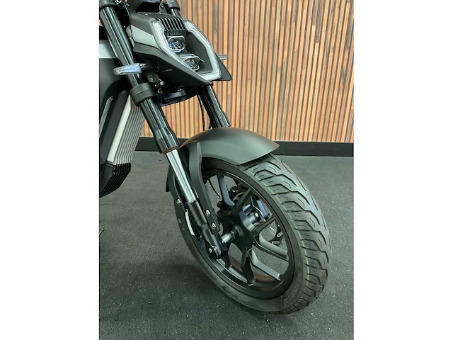 Tromox ukko s elektrische motor - afbeelding 33 van  41