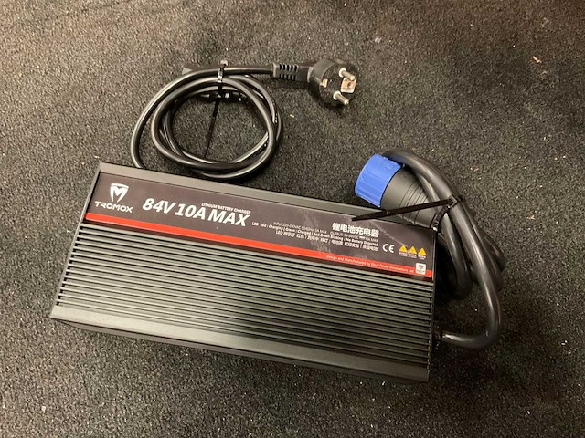 Tromox ukko s elektrische motor - afbeelding 11 van  31