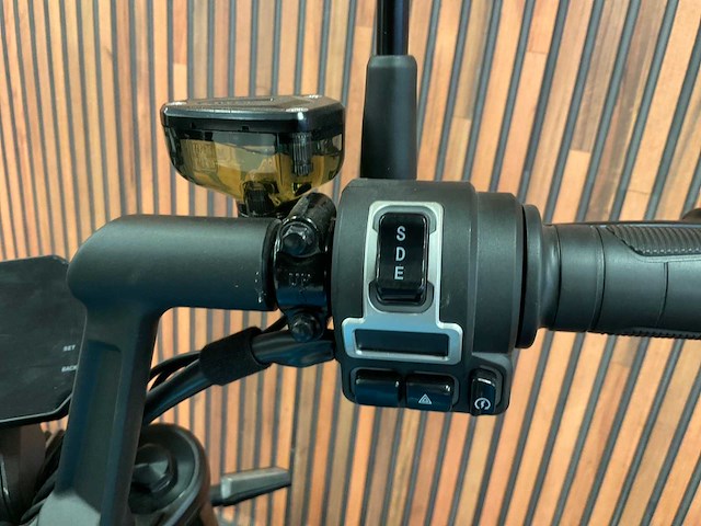 Tromox ukko s elektrische motor - afbeelding 16 van  31