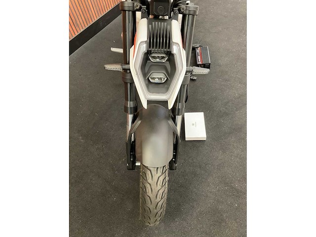 Tromox ukko s elektrische motor - afbeelding 48 van  51