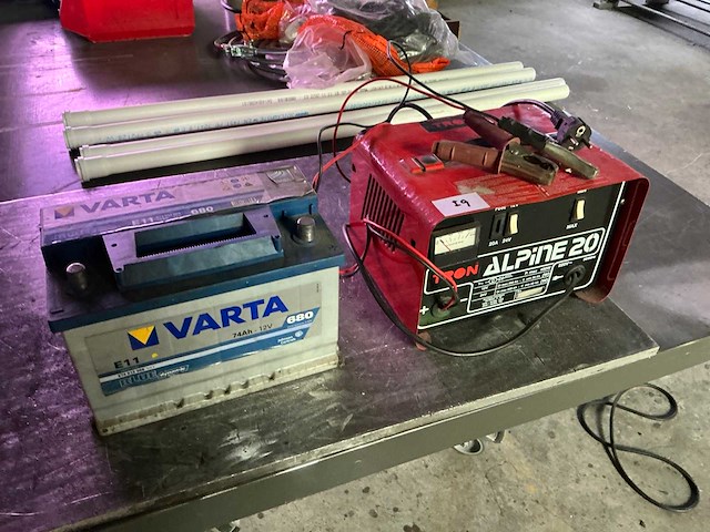 Tron alpine 20 acculader en accu - afbeelding 2 van  3