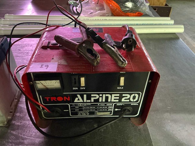 Tron alpine 20 acculader en accu - afbeelding 1 van  1