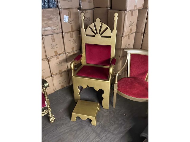 Troonstoel (2x) - afbeelding 1 van  1