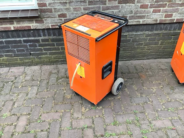 Trotec ttk 400 bouwdroger - afbeelding 1 van  4