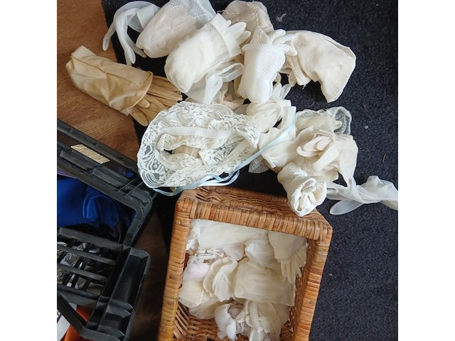Trouwaccessoires bruid, bruidegom, bruidsmeisje/jongen - afbeelding 4 van  16
