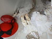Trouwaccessoires bruid, bruidegom, bruidsmeisje/jongen - afbeelding 11 van  16