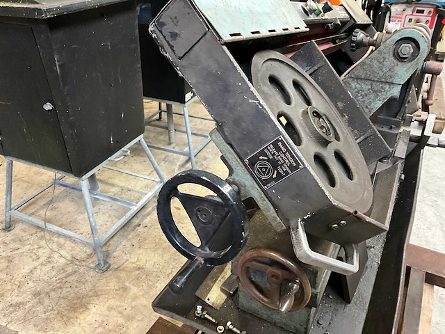 Tru rf-200 beugelzaagmachine - afbeelding 11 van  12