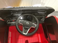 Truck champion rood elektrische kindervrachtwagen - afbeelding 29 van  44