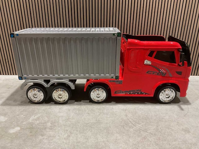 Truck champion rood elektrische kindervrachtwagen - afbeelding 15 van  52