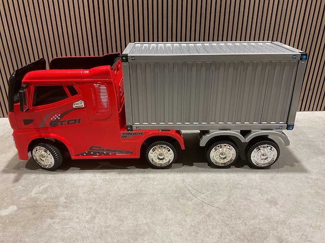 Truck champion rood elektrische kindervrachtwagen - afbeelding 20 van  52