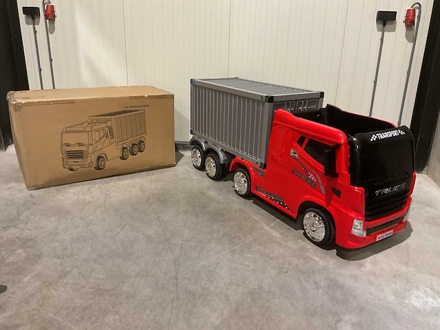 Truck champion rood elektrische kindervrachtwagen - afbeelding 27 van  52