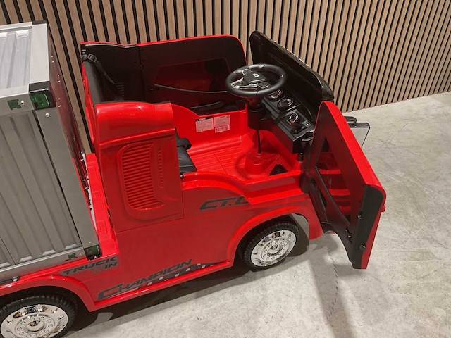 Truck champion rood elektrische kindervrachtwagen - afbeelding 17 van  58