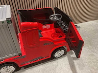 Truck champion rood elektrische kindervrachtwagen - afbeelding 17 van  58