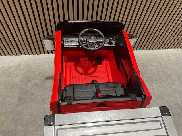 Truck champion rood elektrische kindervrachtwagen - afbeelding 24 van  58