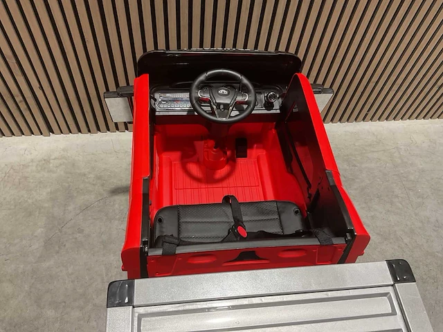 Truck champion rood elektrische kindervrachtwagen - afbeelding 24 van  58