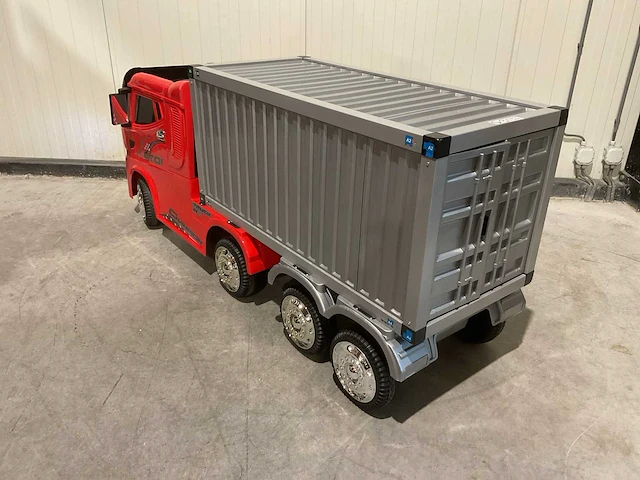 Truck champion rood elektrische kindervrachtwagen - afbeelding 47 van  58