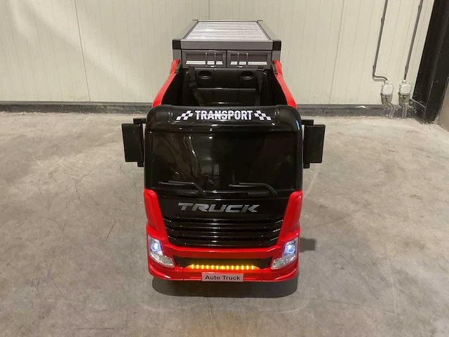 Truck champion rood elektrische kindervrachtwagen - afbeelding 51 van  58