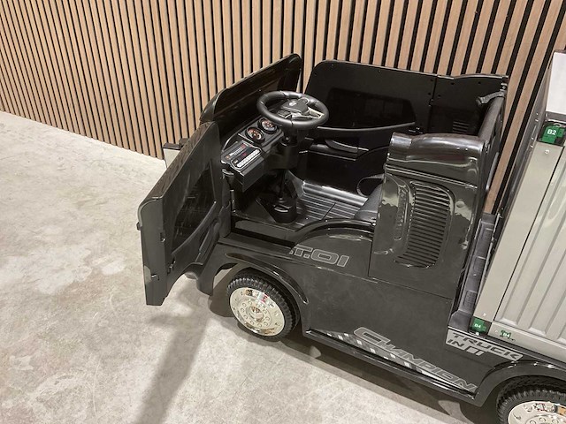 Truck champion zwart elektrische kindervrachtwagen - afbeelding 8 van  13