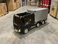 Truck champion zwart elektrische kindervrachtwagen