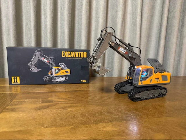 Truck excavator digging overig binnenspeelgoed - afbeelding 5 van  5