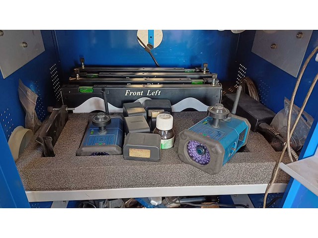 Truck uitlijn systeem - afbeelding 12 van  13