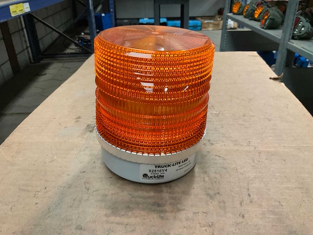 Trucklite 92516y4 warning light - afbeelding 4 van  4