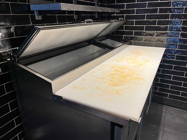 True - tpp-at-67d-4-hc - horeca pizzawerkbank 4 lades en saladière - afbeelding 4 van  5