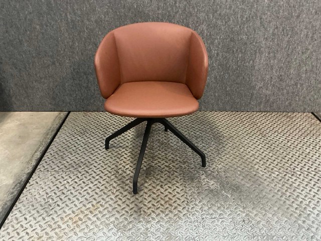 True “design ohman leer ” feateuil (4x) - afbeelding 2 van  8