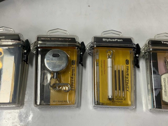 True utility partij diverse handige sleutelhangers - afbeelding 2 van  11