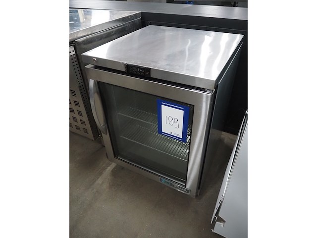 True - afbeelding 1 van  6