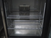 True - afbeelding 3 van  6