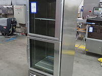 True - afbeelding 3 van  10