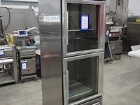 True - afbeelding 2 van  8