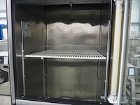 True - afbeelding 5 van  8