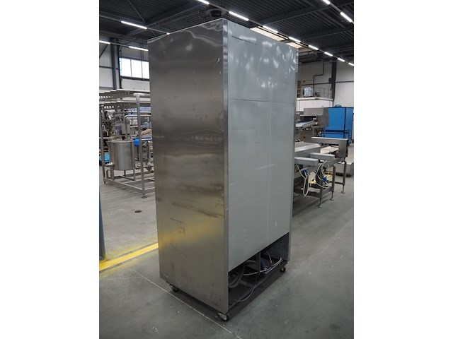 True - afbeelding 4 van  10