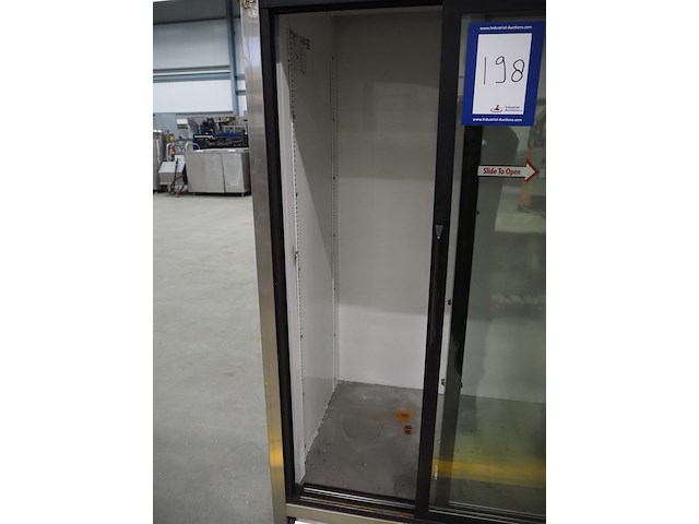 True - afbeelding 6 van  10